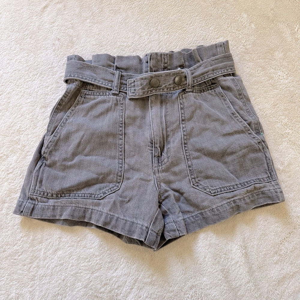 Madewell Gray Snap Denim Paperbag Shorts Sz 23 - Picture 3 of 5